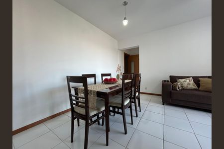 Apartamento para alugar com 88m², 2 quartos e 2 vagasSala
