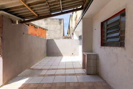 Casa para alugar com 40m², 1 quarto e sem vaga Casa para alugar com 40m², 1 quarto e sem vagaQuintal