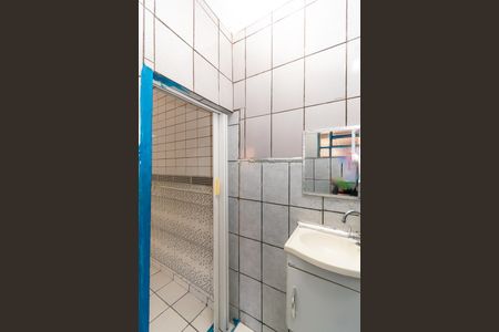 Banheiro de casa para alugar com 1 quarto, 40m² em Jardim Brasília (zona Leste), São Paulo
