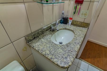 Apartamento para alugar com 55m², 2 quartos e 1 vaga Apartamento para alugar com 55m², 2 quartos e 1 vagaBanheiro