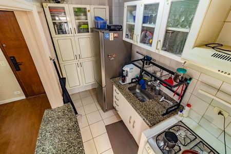 Apartamento para alugar com 55m², 2 quartos e 1 vaga Apartamento para alugar com 55m², 2 quartos e 1 vagaCozinha