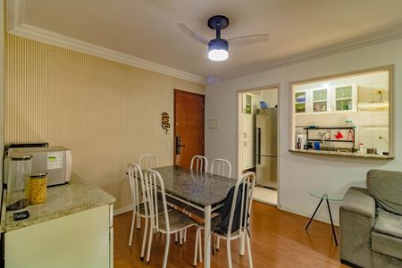 Apartamento para alugar com 55m², 2 quartos e 1 vaga Apartamento para alugar com 55m², 2 quartos e 1 vagaSala