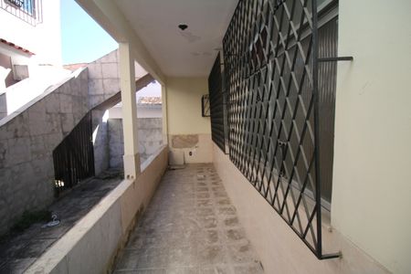 Casa à venda com 81m², 2 quartos e 1 vagaVaranda