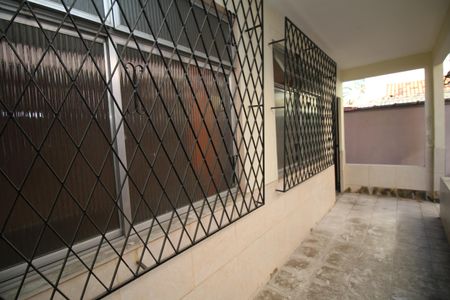 Casa à venda com 81m², 2 quartos e 1 vagaVaranda