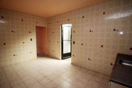 Casa à venda com 81m², 2 quartos e 1 vagaCozinha