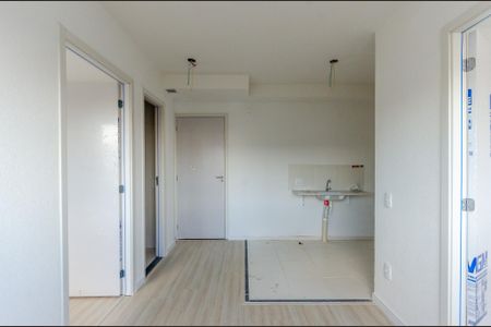 Apartamento para alugar com 34m², 2 quartos e sem vaga Apartamento para alugar com 34m², 2 quartos e sem vagaSala