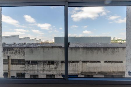 Apartamento para alugar com 34m², 2 quartos e sem vaga Apartamento para alugar com 34m², 2 quartos e sem vagaSala