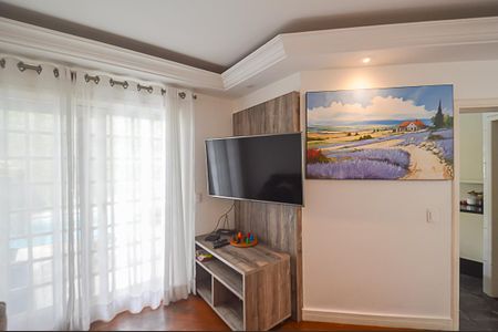 Casa de condomínio à venda com 570m², 5 quartos e 4 vagasSala 3