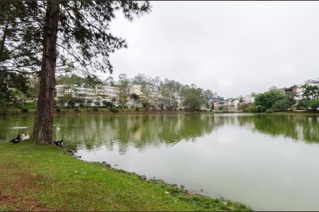 Casa de condomínio à venda com 570m², 5 quartos e 4 vagasLago