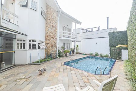 Casa de condomínio à venda com 570m², 5 quartos e 4 vagasPiscina