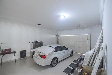 Casa de condomínio à venda com 570m², 5 quartos e 4 vagasGaragem