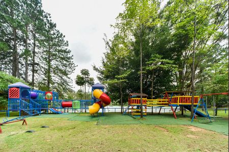 Casa de condomínio à venda com 570m², 5 quartos e 4 vagasÁrea comum - Playground