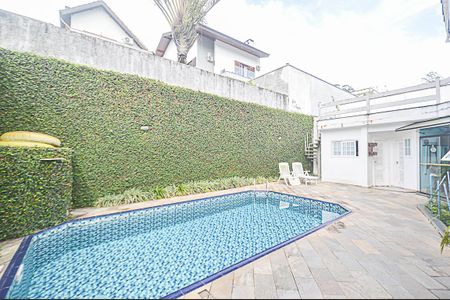 Casa de condomínio à venda com 570m², 5 quartos e 4 vagasPiscina