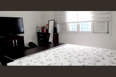 Casa à venda com 190m², 2 quartos e 3 vagas Casa à venda com 190m², 2 quartos e 3 vagasFoto 03