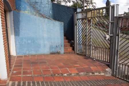 Casa para alugar com 220m², 3 quartos e 4 vagas Casa para alugar com 220m², 3 quartos e 4 vagasQuintal
