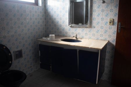 Casa para alugar com 220m², 3 quartos e 4 vagas Casa para alugar com 220m², 3 quartos e 4 vagasBanheiro