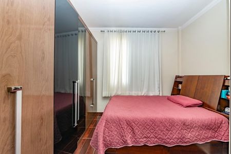 Apartamento à venda com 95m², 3 quartos e 1 vagaQuarto 2