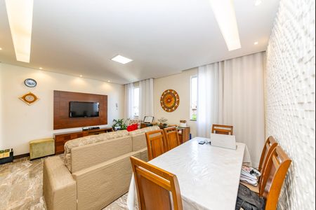 Apartamento à venda com 95m², 3 quartos e 1 vagaSala