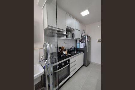 Apartamento à venda com 55m², 2 quartos e 1 vaga Apartamento à venda com 55m², 2 quartos e 1 vagaCozinha - Armários