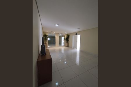 Apartamento à venda com 55m², 2 quartos e 1 vaga Apartamento à venda com 55m², 2 quartos e 1 vagaHall de entrada