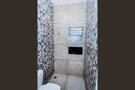 Casa para alugar com 31m², 1 quarto e sem vagaBanheiro