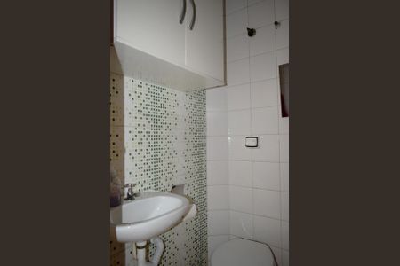 Apartamento à venda com 63m², 2 quartos e 1 vagaÁrea de Serviço - banheiro