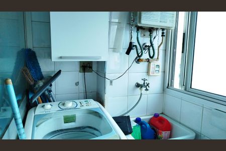 Apartamento à venda com 63m², 2 quartos e 1 vagaÁrea de Serviço