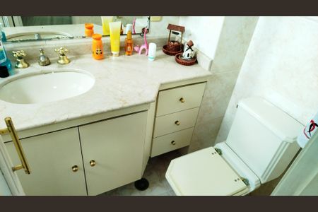 Apartamento à venda com 63m², 2 quartos e 1 vagaBanheiro da  Suíte