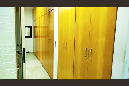 Apartamento à venda com 63m², 2 quartos e 1 vagaCloset da Suíte