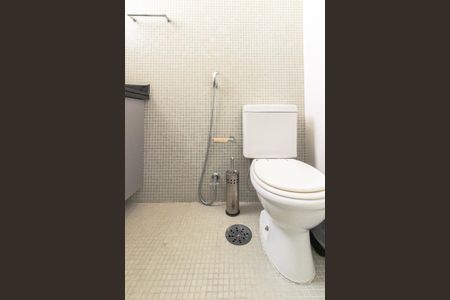 Apartamento à venda com 127m², 2 quartos e 3 vagasBanheiro da Suíte 1