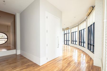 Apartamento à venda com 127m², 2 quartos e 3 vagasSala