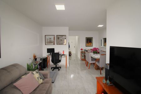 Apartamento à venda com 87m², 3 quartos e 2 vagasSala