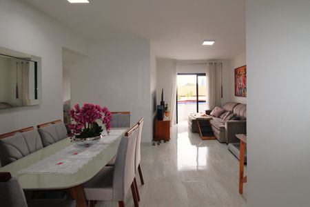 Apartamento à venda com 87m², 3 quartos e 2 vagasSala
