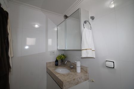 Apartamento à venda com 87m², 3 quartos e 2 vagasQuarto 3 - Banheiro