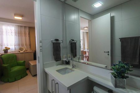 Apartamento à venda com 65m², 2 quartos e 1 vaga Apartamento à venda com 65m², 2 quartos e 1 vagaBanheiro Social