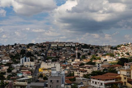 Apartamento à venda com 64m², 2 quartos e 2 vagasVista da Sala