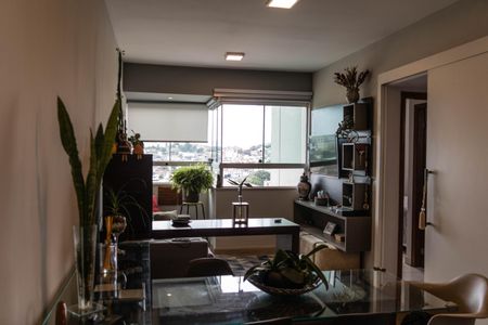 Apartamento à venda com 64m², 2 quartos e 2 vagasSala