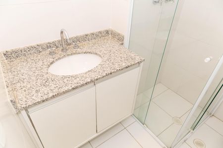 Apartamento à venda com 88m², 3 quartos e 2 vagasBanheiro Social