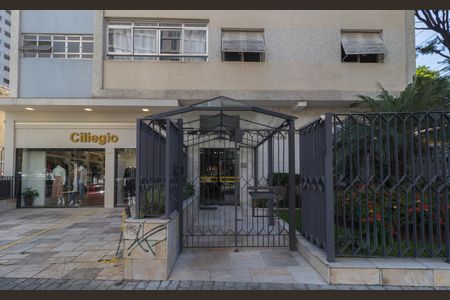 Apartamento à venda com 136m², 3 quartos e 1 vagaFachada