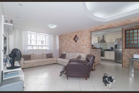 Apartamento à venda com 136m², 3 quartos e 1 vagaSala