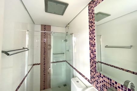 Apartamento à venda com 90m², 2 quartos e 1 vaga Apartamento à venda com 90m², 2 quartos e 1 vagaBanheiro