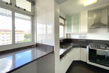 Apartamento à venda com 90m², 2 quartos e 1 vaga Apartamento à venda com 90m², 2 quartos e 1 vagaExtensão da Cozinha
