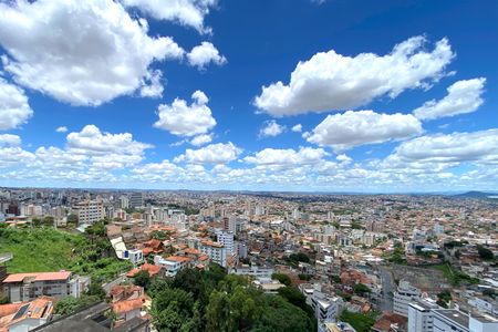 Apartamento à venda com 90m², 2 quartos e 1 vaga Apartamento à venda com 90m², 2 quartos e 1 vagaVista da Suite 1