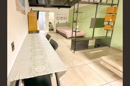 Studio para alugar com 32m², 1 quarto e 1 vagaStudio