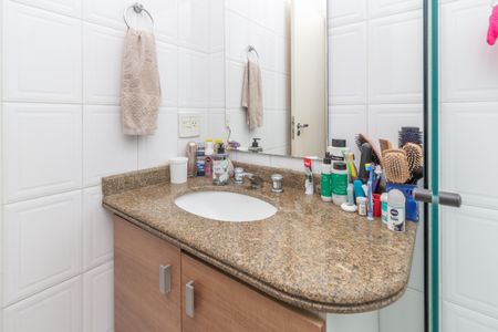 Apartamento à venda com 75m², 3 quartos e 2 vagasBanheiro