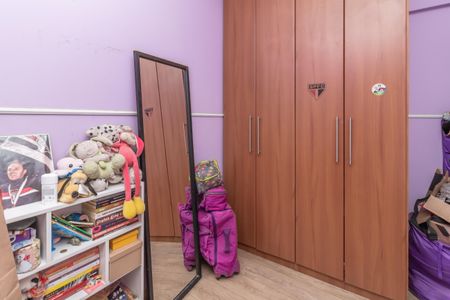 Apartamento à venda com 75m², 3 quartos e 2 vagasQuarto 2