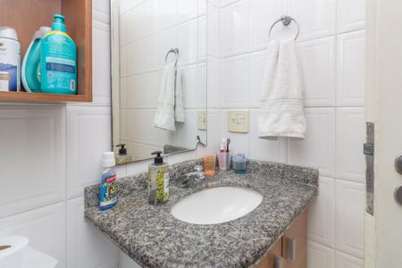 Apartamento à venda com 75m², 3 quartos e 2 vagasBanheiro da Suíte