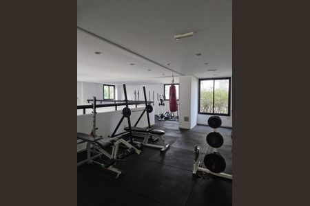 Apartamento à venda com 75m², 3 quartos e 2 vagasAcademia