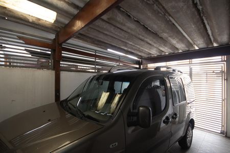 Casa à venda com 64m², 2 quartos e 1 vaga Casa à venda com 64m², 2 quartos e 1 vagaGaragem