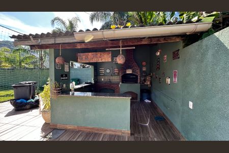 Casa de condomínio à venda com 55m², 2 quartos e 1 vaga Casa de condomínio à venda com 55m², 2 quartos e 1 vagaÁrea comum - Churrasqueira